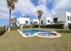 Detached Villa with Communal Swimming Pool in popular complex with Sea Views